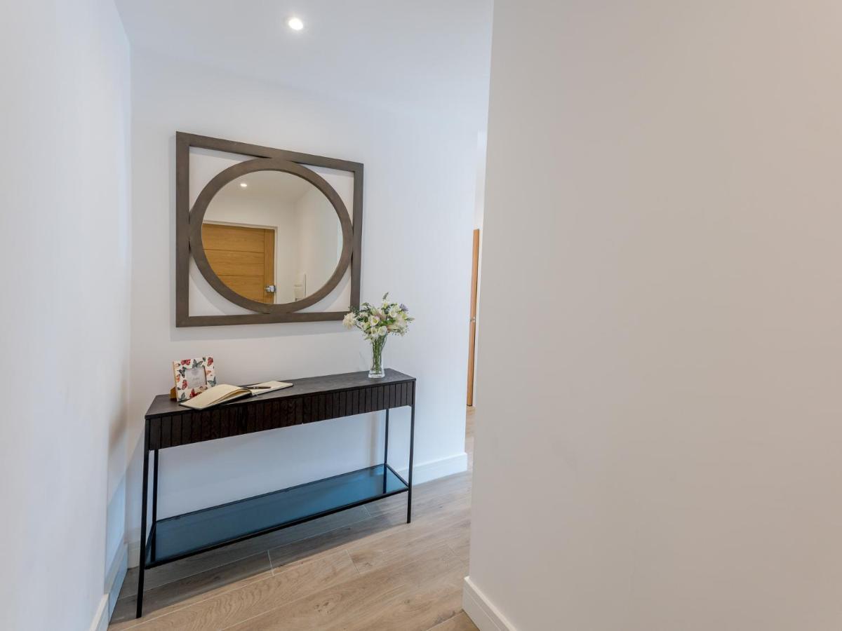 Pass The Keys Contemporary Apartment With Secure Parking Shrewsbury Zewnętrze zdjęcie